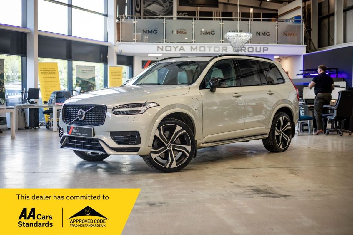 2021 VOLVO XC90