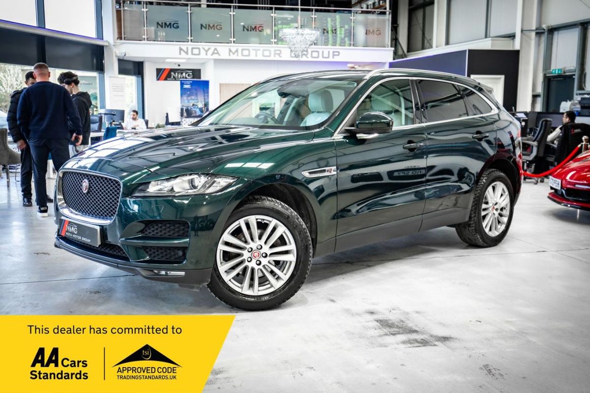 2017 JAGUAR F-PACE