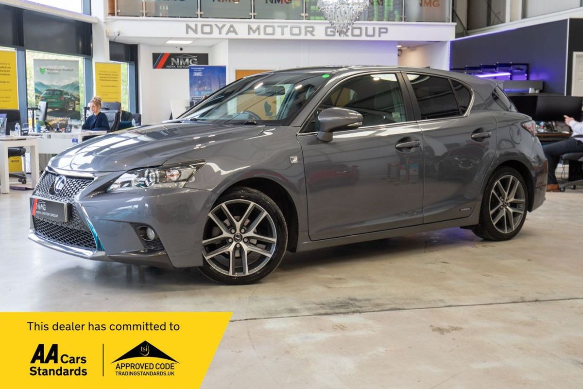 2017 LEXUS CT
