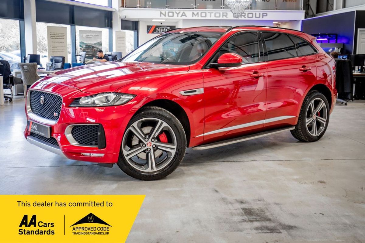 2016 JAGUAR F-PACE