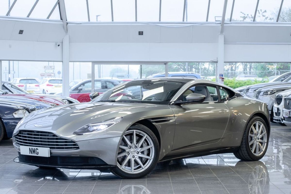 2017 ASTON MARTIN DB11
